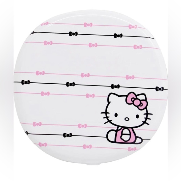 Hello Kitty Stripe LED Light Compact Mirror -Adjustable Daylight 3XMagnification - Picture 2 of 9